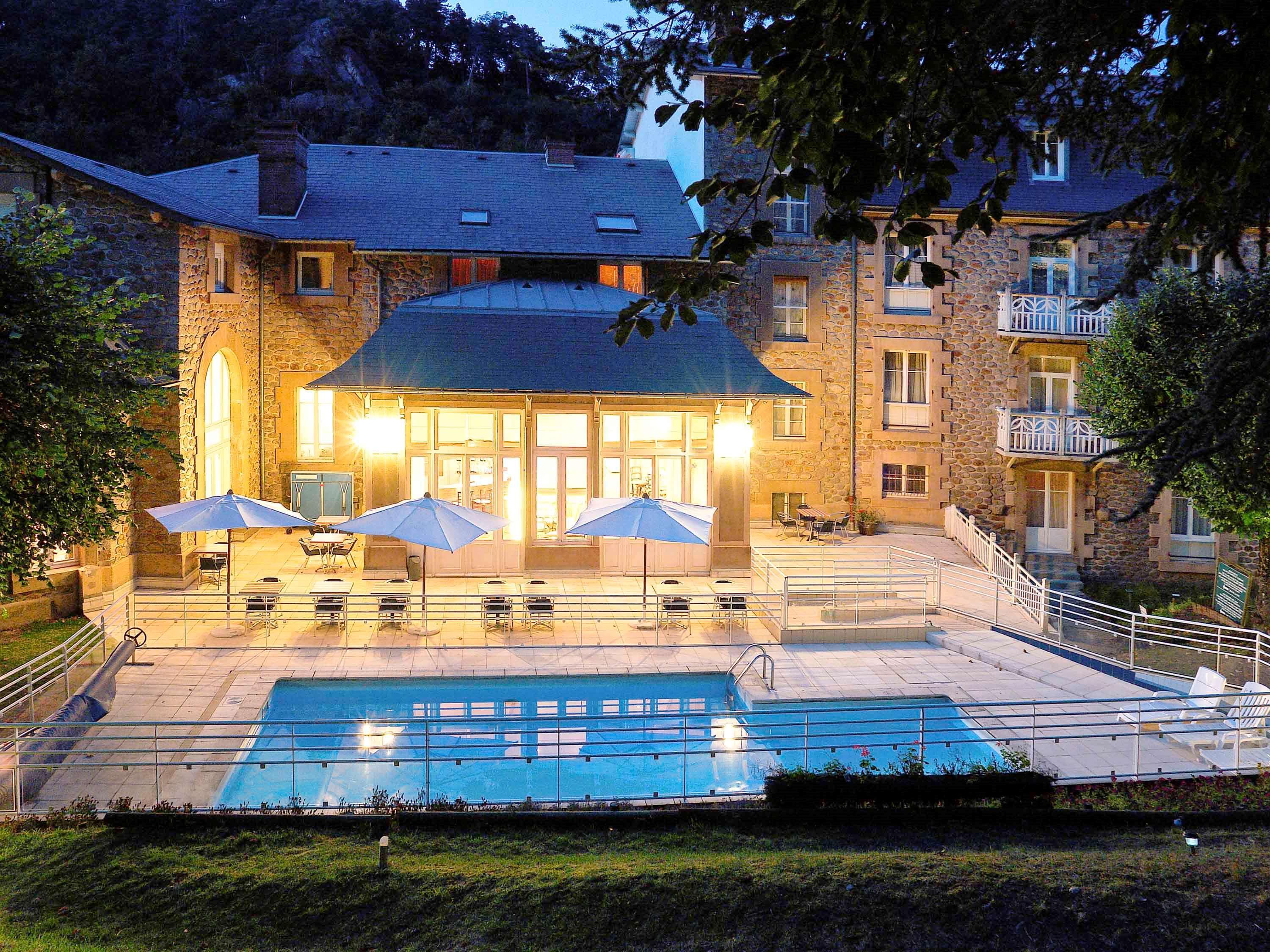 Hotel Mercure Saint-Nectaire Spa & Bien-Etre Eksteriør bilde